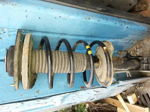 Federbein rechts vorn PEUGEOT 206 SCHRÄGHECK (2A/C) 1.4I 55 KW 9592941