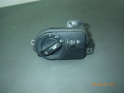 109847 Lichtschalter FORD Fiesta V (JH, JD) 2S6T13A024AC