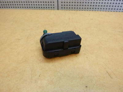 Stellmotor Scheinwerfer VW GOLF IV (1J1) 1.6 FSI VW,1J0941295F 81 KW