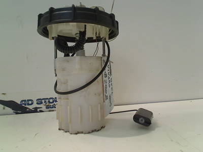 Kraftstoffpumpe Opel Vivaro Van 2.0 CDTI (M9R-780(Euro 4)) 2009