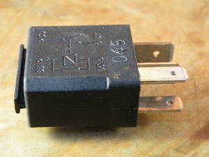 333436 Relais OPEL Vectra C Caravan (Z02) 24435922