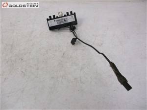 Antenne elektrisch PEUGEOT 407 COUPE (6C_) 2.7 HDI PEUGEOT,9656056180 150 KW