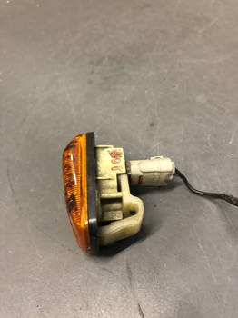 163843 Blinker Kotflügel MITSUBISHI Colt III (C 50)