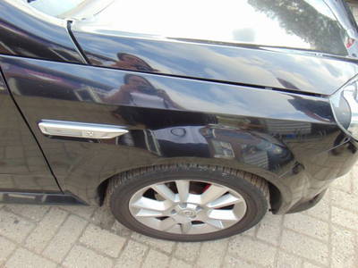 Kotflügel rechts vorn OPEL TIGRA TWINTOP 1,4 66 KW 18347114