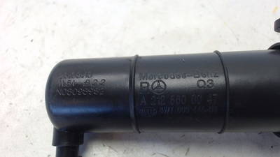 Waschdüse Scheinwerfer R A 212 860 00 47 Mercedes-benz E 350 CDI DPF Blueefficiency 7G-TRONIC Classic Ezl 28.09.2010 212