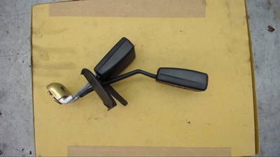 Gurtschloss Hinten Mitte Audi A6 Avant 2.5 TDI 4B 1998>2001 2496