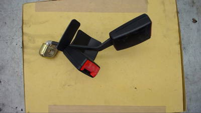 Gurtschloss Hinten Mitte Audi A6 Avant 2.5 TDI 4B 1998>2001 2496