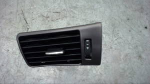 Lüftungsgitter Links Audi A6 Avant 2.5 TDI 4B 1998>2001 4B1820901 2496