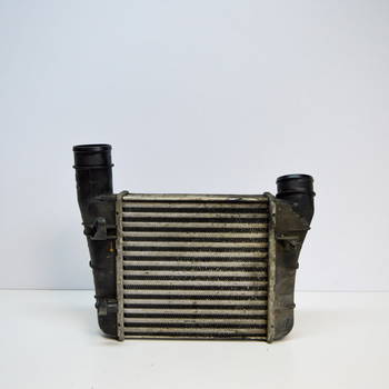 Ladeluftkühler Audi A4 Avant (8E, B6) 8E0145805S 22697348