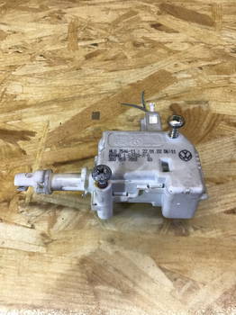 351869 Stellelement für Zentralverriegelung SKODA Octavia I Kombi (1U) 3B0959781