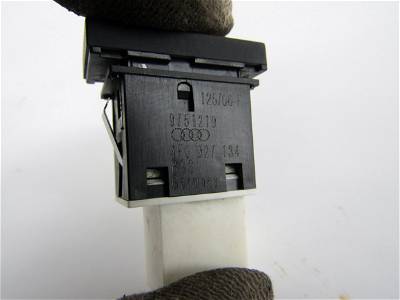 Schalter für ESP Audi A6 (4F, C6) 4F0927134 25886621