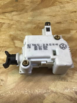 355679 Stellelement für Zentralverriegelung VW Golf IV Variant (1J) 3B5827061B