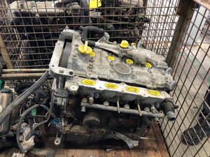 Motor Renault Clio II (BB/CB/SB) Hatchback 1.4 16V Si (K4J-712) 2000