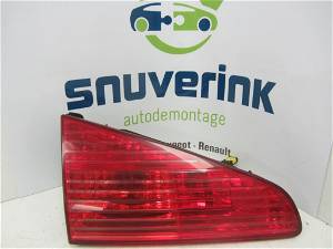 Rücklicht Links Peugeot 607 (9D/U) Sedan 2.2 HDi 16V FAP (DW12TED4(4HX)) 2004 (...