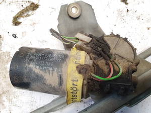 Scheibenwischermotor Vorne Volkswagen Vento 1991.11 - 1999.01 0390241123 1h1955113b