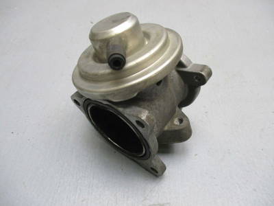 AGR-Ventil VW POLO 9N 1.4 TDI VW,045131501 51 KW