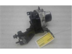 P13226181 Pumpe ABS OPEL Cascada (W13) 39061712