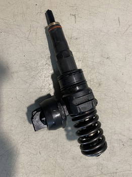 Einspritzdüse VW Transporter 7J/7H 0986441579