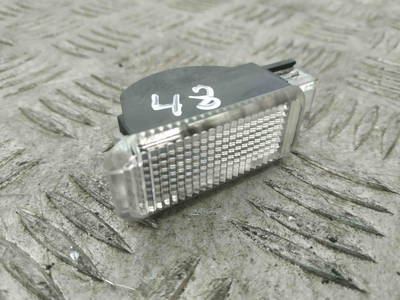 Innenleuchte Audi 4B0947415A