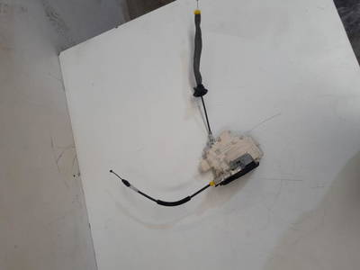 Klappenschlosszug Audi A6 Avant 4G, C7 4G0839015 P17742884