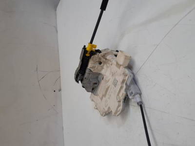 Klappenschlosszug Audi A6 Avant 4G, C7 4G0839015 P17742884