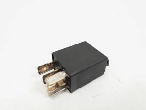 Relais Audi A3 8P 8Z0951253 P16679613