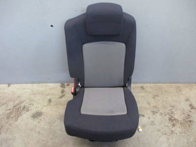 Sitz links hinten PEUGEOT 1007 KM 1.4 54 KW