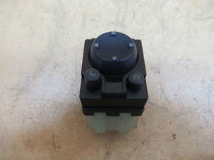 Schalter Außenspiegel vorne VW GOLF III (1H1) 1.4 VW,1H0959565 44 KW 29873506