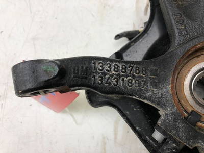 Achsschenkel rechts vorne Opel Corsa E X15 13388768 P18725154