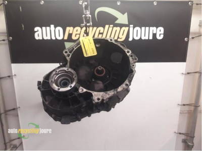 Schaltgetriebe VW Golf IV 1J 02M301107D P14056977 DRW
