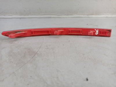 Reflektor für Positions-/Begrenzungsleuchte VW TIGUAN (5N) 2.0 TDI 4MOTION VW,5N0945106 103 KW