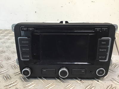 640545 Radio VW Passat B6 Variant (3C5) 3C0035270