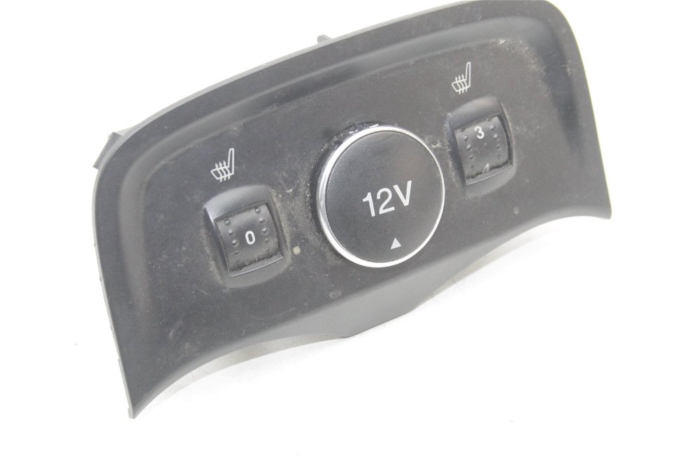 Schalter für Sitzheizung Ford Focus III (DYB) gebraucht