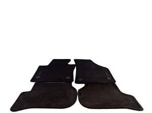 Fußmattensatz SEAT LEON (1P1) 1.2 TSI 77 KW