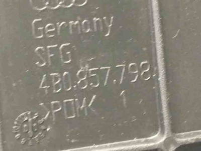 Gurtschloss Audi 4B0857798