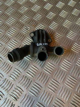 Thermostatgehäuse Audi A4 (8E, B7) 06D121111G