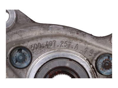 Achsschenkel links vorne VW Golf VII (5G) 1.6 TDI 66 kW 90 PS (04.2013-> ) 31823495