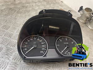 Drehzahlmesser BMW 1er Cabriolet E88 1041568 P17301440