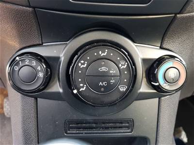 Bedienelement für Klimaanlage Ford Fiesta VI (CB1, CCN) 32405425