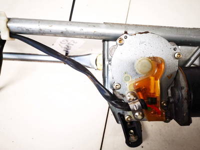 Scheibenwischermotor Vorne Mercedes-Benz W203, 2000.05 - 2004.02 a2038200342 404518 32498043