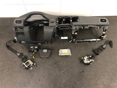 Airbag Set + Steuergerät Volvo S60 II (FS) 2.4 D5 20V (D5244T10) 2011 (31334542, 39800482, 30721966, 398000481, 31323843, 30715802)