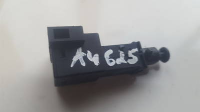 Bremslichtschalter Volkswagen Golf, IV 1997.08 - 2003.10 1J0945511A 32886385