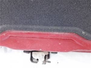Kofferraumdeckelschloss Mazda 323P, 1996.10 - 1998.09 33063616