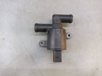 Kühlmittelregelventil AUDI A4 AVANT B9 8W 5 8WD 2.0 TFSI AUDI,4H0121671D 140 KW