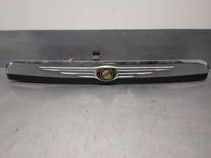 Handgriff Kofferraum Chrysler Voyager/Grand Voyager (RT) MPV 2.8 CRD 16V Grand Voyager (VM64C) (05113177AB, 2PINES, 5PUERTAS)