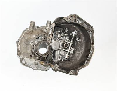 Kupplungsgehäuse Getriebe 24711M68K00 Alto VII 7 68K0M-1 Original Suzuki