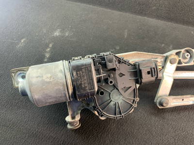 247407 Wischermotor vorne FORD Focus II Stufenheck (DB, DH, FCH) 1704578
