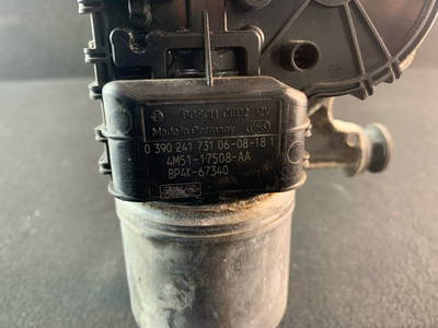 247407 Wischermotor vorne FORD Focus II Stufenheck (DB, DH, FCH) 1704578