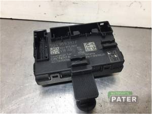 P13810309 Zentralverriegelung links VW Crafter Kasten (SY, SX) A2C7582500700