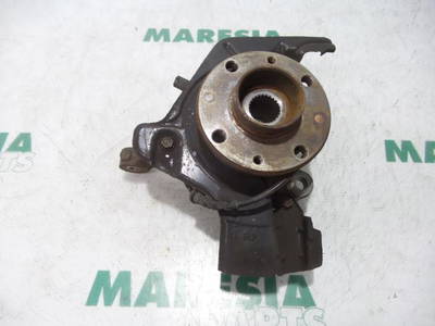 Achsschenkel rechts vorne Alfa Romeo Mito 955 51881465 P8589947